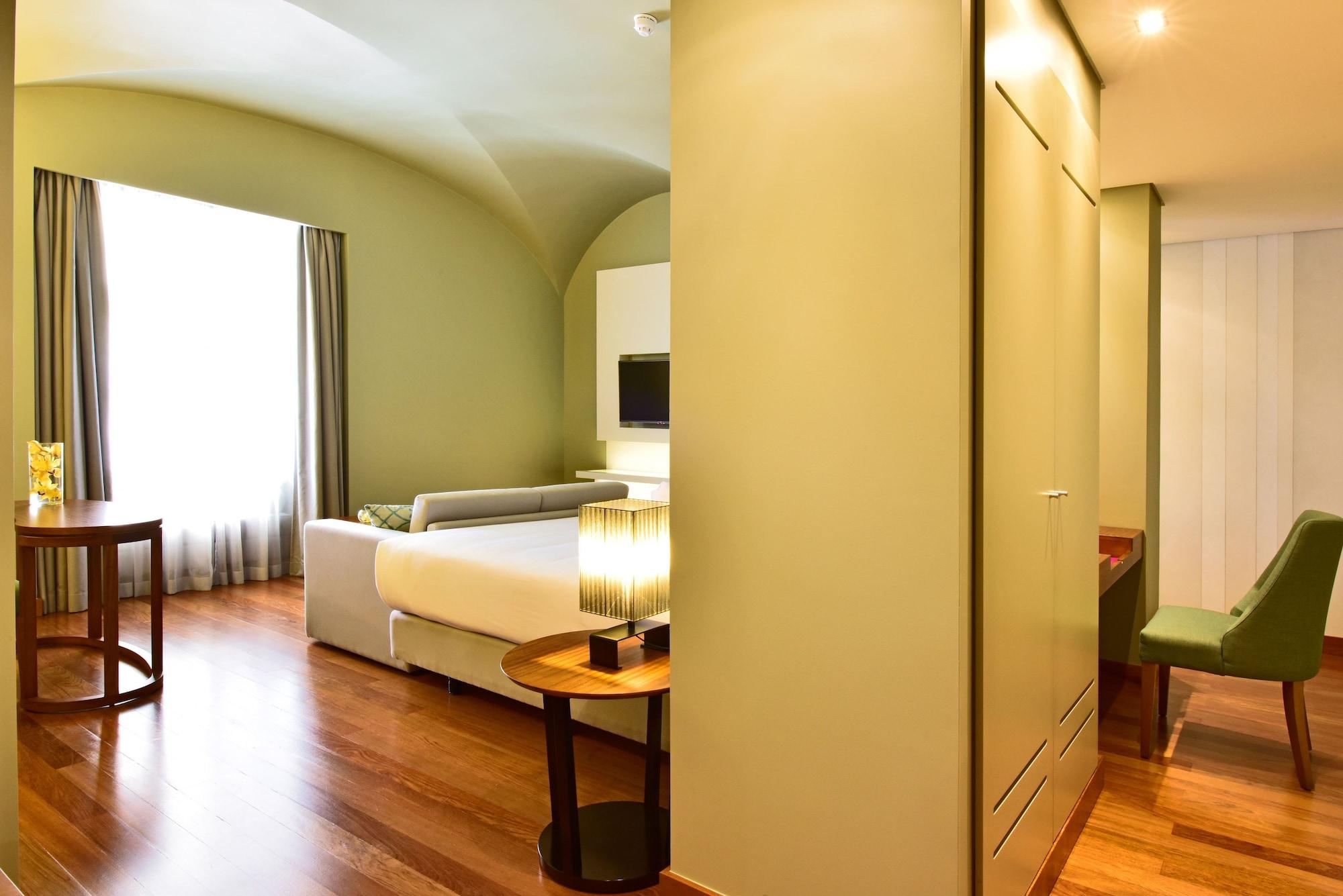 Pousada De Lisboa - Small Luxury Hotels Of The World Bagian luar foto A room at the hotel