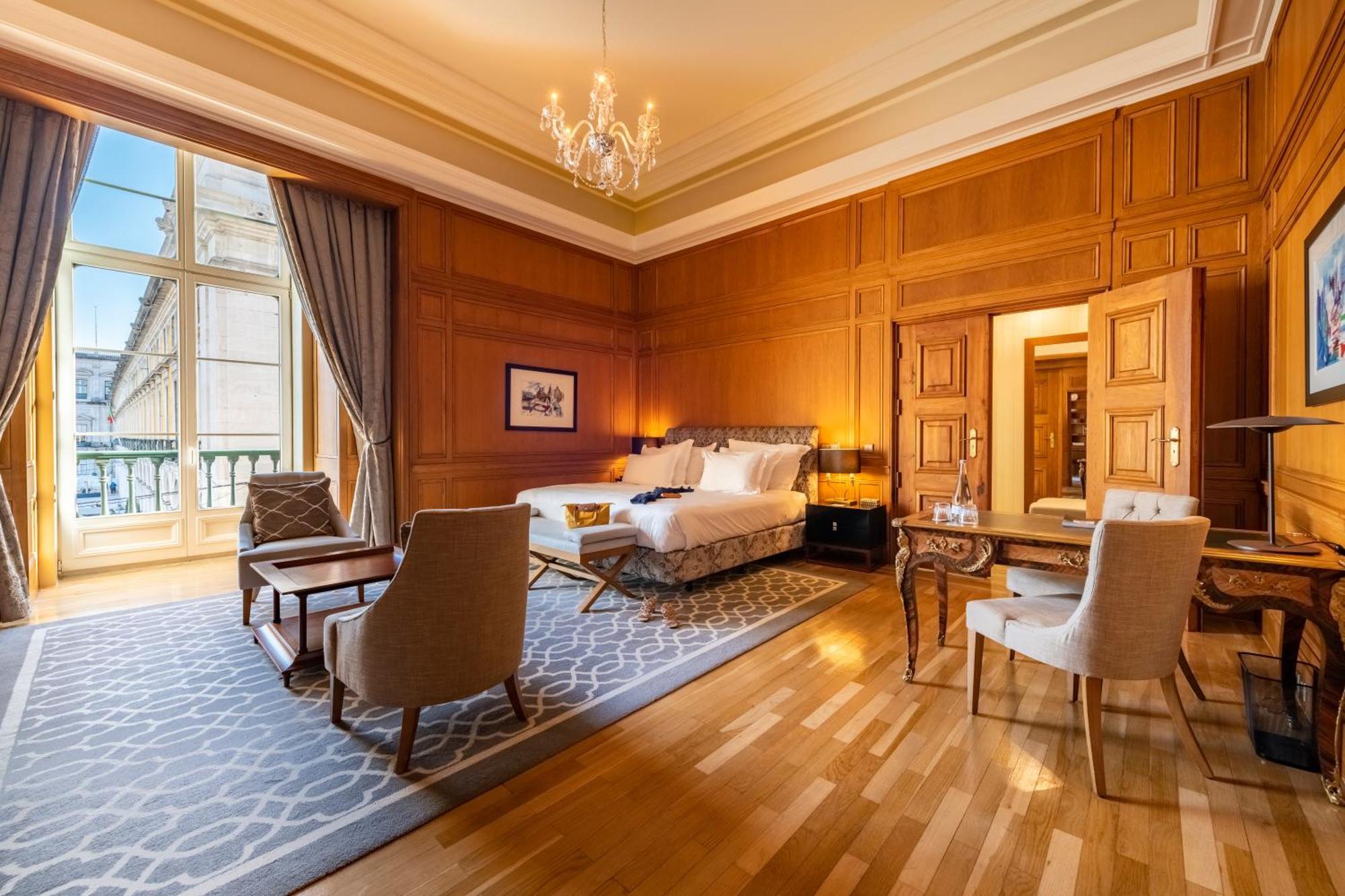 Pousada De Lisboa - Small Luxury Hotels Of The World Bagian luar foto A suite at the hotel